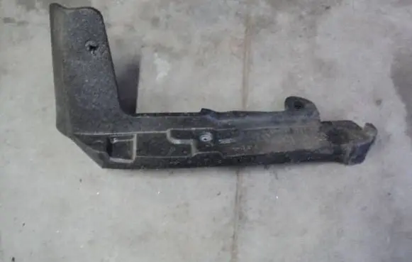 Audi A6 S6 C6 4F Fender foam support/seal 4f0821112