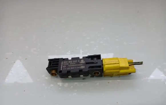 Audi A4 S4 B7 8E 8H Airbag deployment crash/impact sensor 8E0959643B 600689 050506