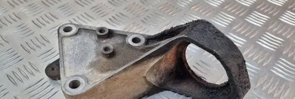 Opel Vectra C Driveshaft support bearing bracket 24426947 644124471