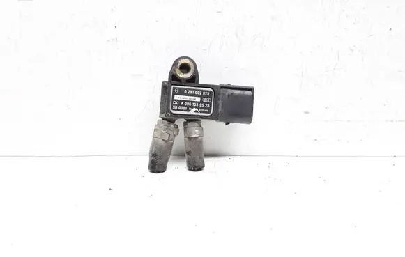 Mercedes-Benz ML W164 Exhaust gas pressure sensor A0061539528 0281002925