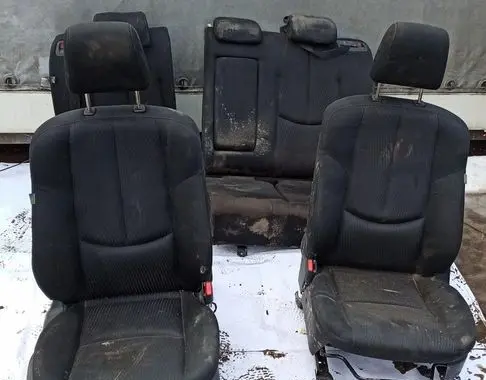Mazda 6 Seat set Juoda