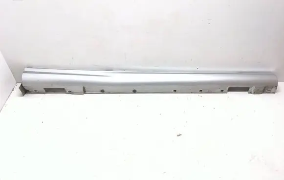 Mercedes-Benz C W204 Sill A2046981454