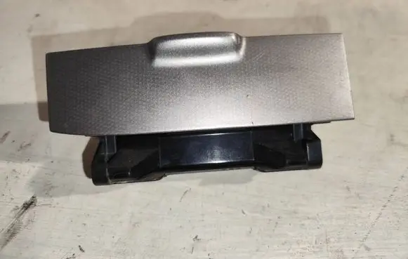 Toyota Corolla Verso E121 Car ashtray 7410413020