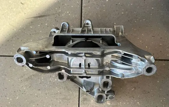Mercedes-Benz CLA C174 C178 Engine mount vacuum valve A1782400100