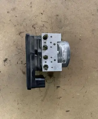BMW X1 F48 F49 ABS Pump 6880548 6880549