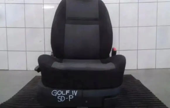 Volkswagen Golf IV Seat set 