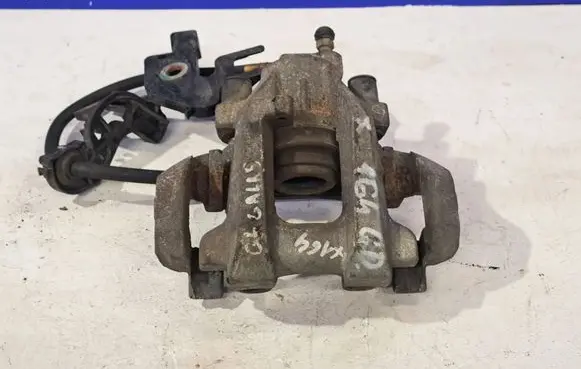 Mercedes-Benz GL X164 Rear brake caliper
