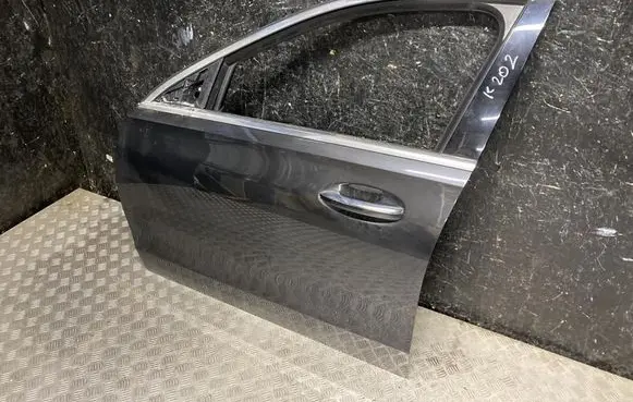 Mercedes-Benz C W206 Front door 