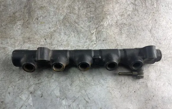 Toyota Corolla Verso E121 Fuel main line pipe