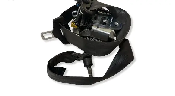 Ford Focus Front seatbelt BM5161295ACW 617231700