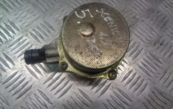 Renault Scenic II - Grand scenic II Vacuum pump