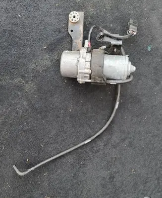 BMW 5 G30 G31 Vacuum pump 6880628 69987600 708290889