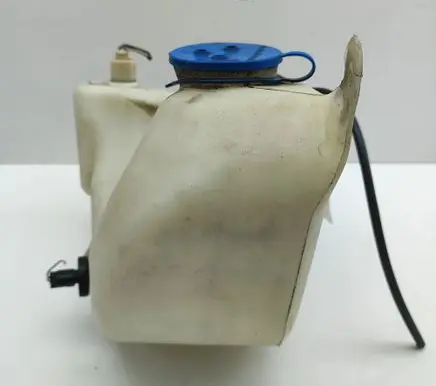 Mercedes-Benz Vito Viano W639 Windshield washer fluid reservoir/tank A6398690120 A1248690072
