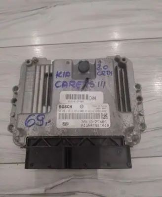 KIA Carens III Engine control unit/module ECU 0281013072