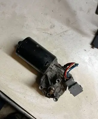 Peugeot 206 Wiper motor 964964 0390241352