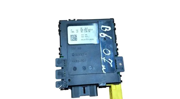 Volkswagen PASSAT B6 Steering angle sensor 3C0953549K 05113850 01101071360650