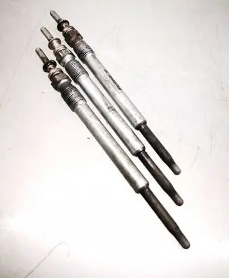 Opel Omega B2 Glow plug 0100226417 11V