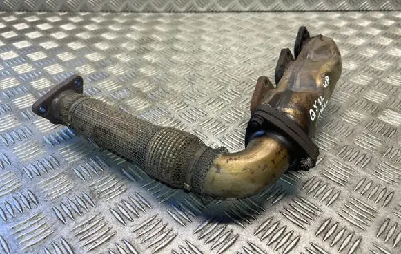 Audi Q5 SQ5 8R Exhaust manifold 059253033L
