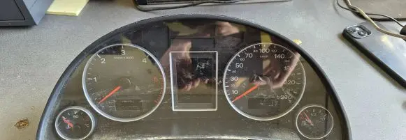 Audi A4 S4 B7 8E 8H Speedometer (instrument cluster) 8E0920932K 0263626226 7087000024