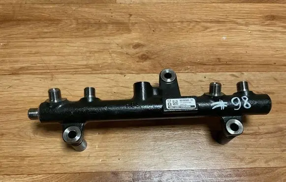 Fuel main line pipe