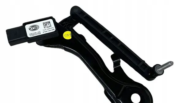 Audi A7 S7 4K8 Headlight/headlamp level sensor 8B3941309A