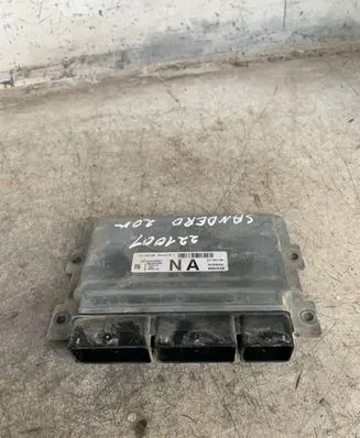 Dacia Sandero II Engine control unit/module 237109775r