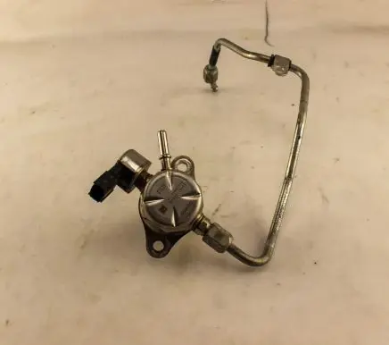 Lexus UX Fuel injection high pressure pump 2310125040