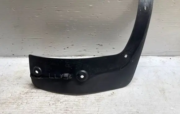 Volvo XC40 Front mudguard 32226806