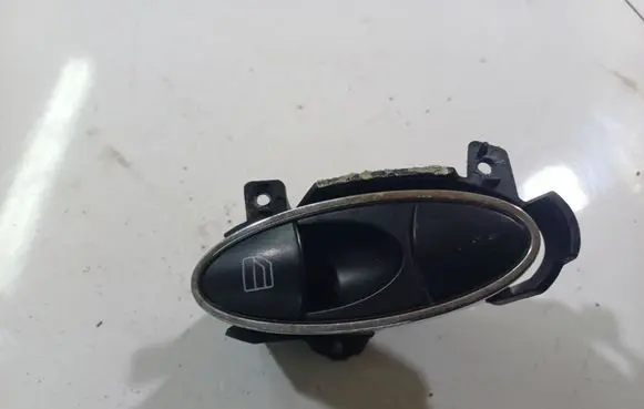 Mercedes-Benz CLS C219 Electric window control switch JC349490