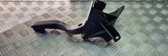Ford Mondeo Mk III Accelerator throttle pedal 2S719F836DA 434200000052