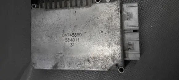 Chrysler PT Cruiser Engine control unit/module ECU P05033116AE