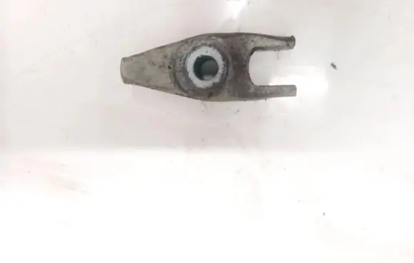 Opel Insignia A Fuel Injector clamp holder