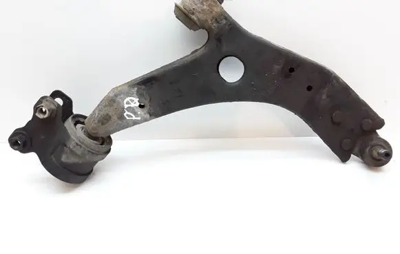 Volvo V50 Front lower control arm/wishbone
