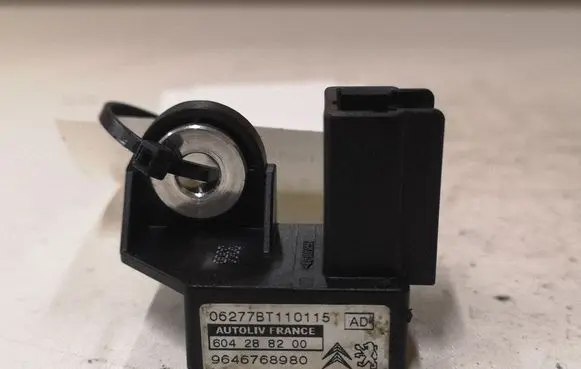 Peugeot 307 Airbag deployment crash/impact sensor 9646768980 604288200
