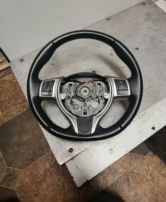 Toyota Yaris Steering wheel