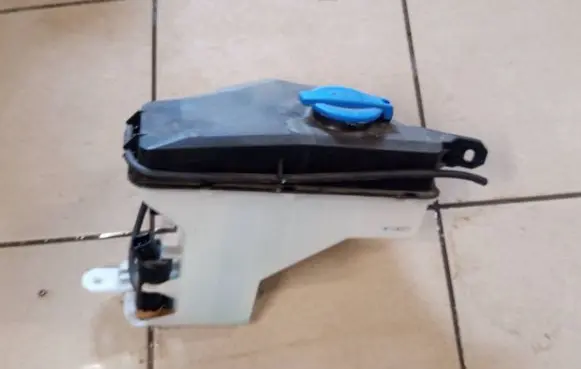 Hyundai Ioniq 5 Windshield washer fluid reservoir/tank 98610G1000 FSEBV0 98610G1100