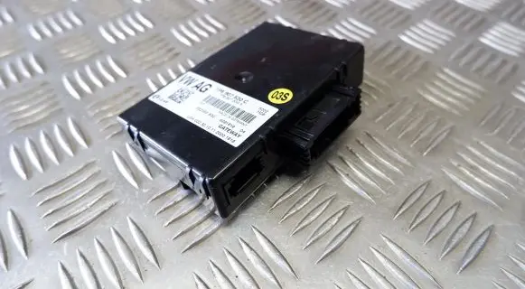 Volkswagen Touareg II Gateway control module 7P6907530C 7P6907530A