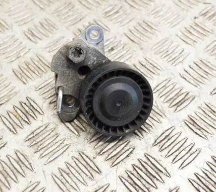 Audi A3 S3 8V Generator/alternator belt tensioner 04E145299L