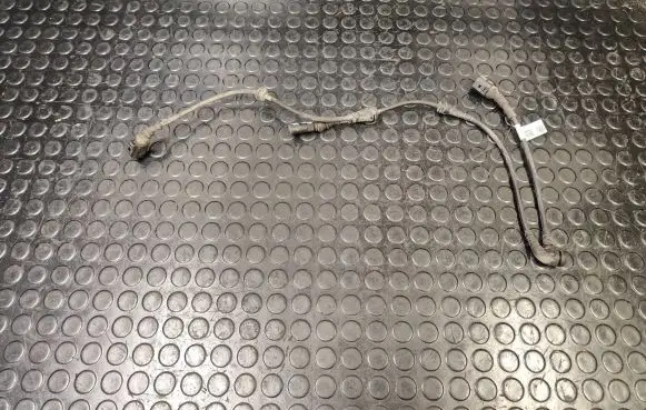 Volkswagen Touareg II Front ABS sensor wiring 7P0971279A