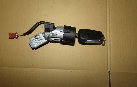 Peugeot 407 Ignition lock