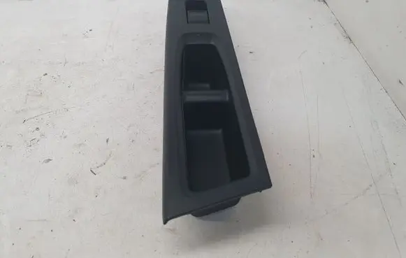 Toyota Yaris Electric window control switch 742310D700