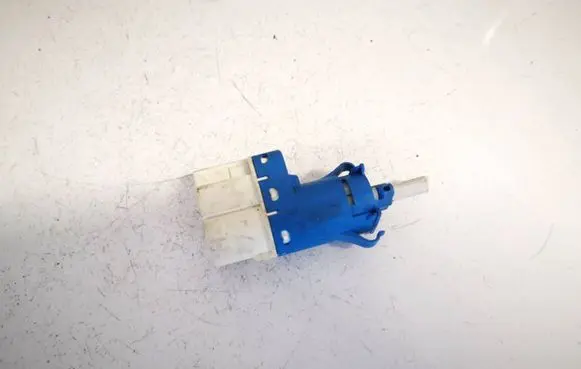 Brake pedal sensor switch