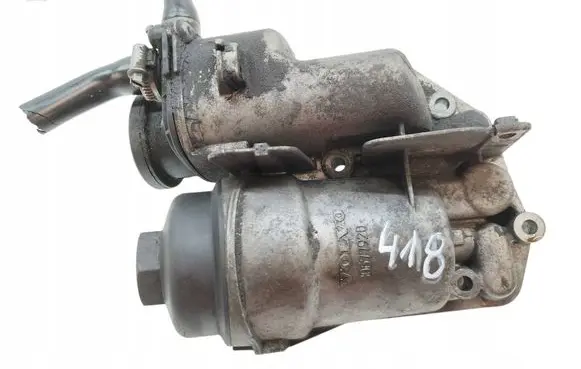 Volvo S60 Oil filter mounting bracket 30677920