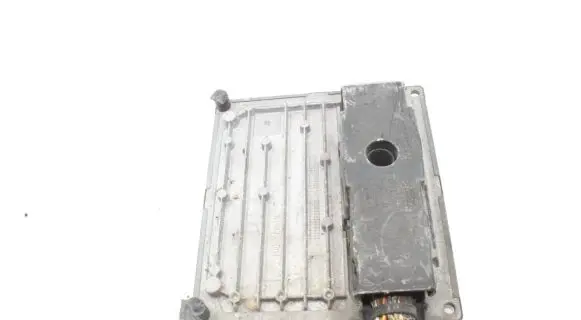Ford Fiesta Engine control unit/module 6S6112A650FF