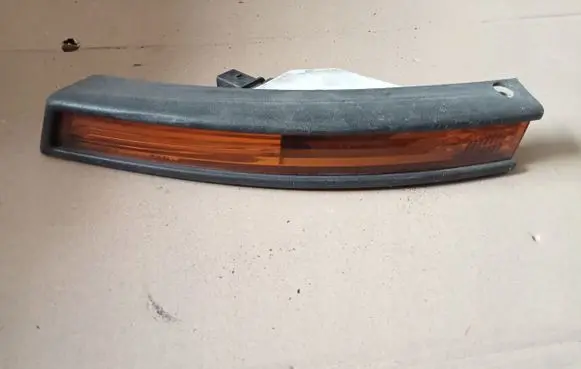 Front indicator light