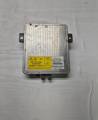 Volvo V70 Xenon control unit/module 6948180 W3T13271