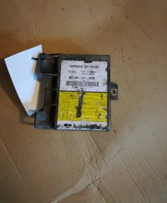 Mazda 323 Airbag control unit/module BC1M57K30