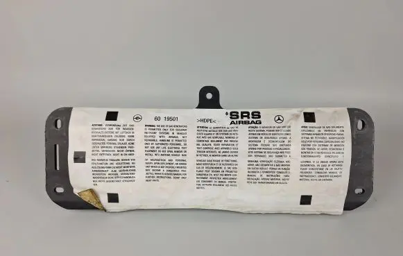 Mercedes-Benz CLS C219 Steering wheel airbag 6019501