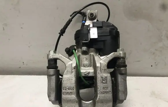 BMW 3 G20 G21 Rear brake caliper 30020