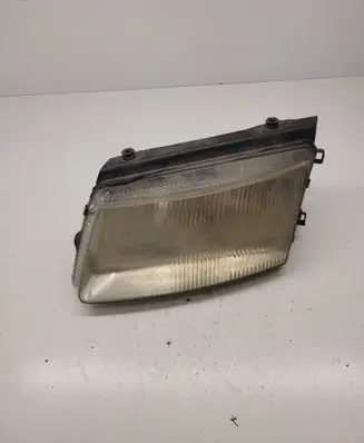 Volkswagen PASSAT B5 Headlight/headlamp 14742500